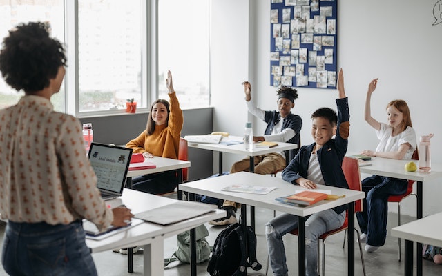 5 maneras en que un sistema de gestión escolar puede mejorar la experiencia de los estudiantes